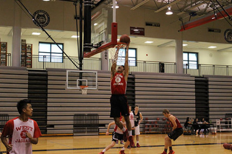 Elijah Basketball dunk